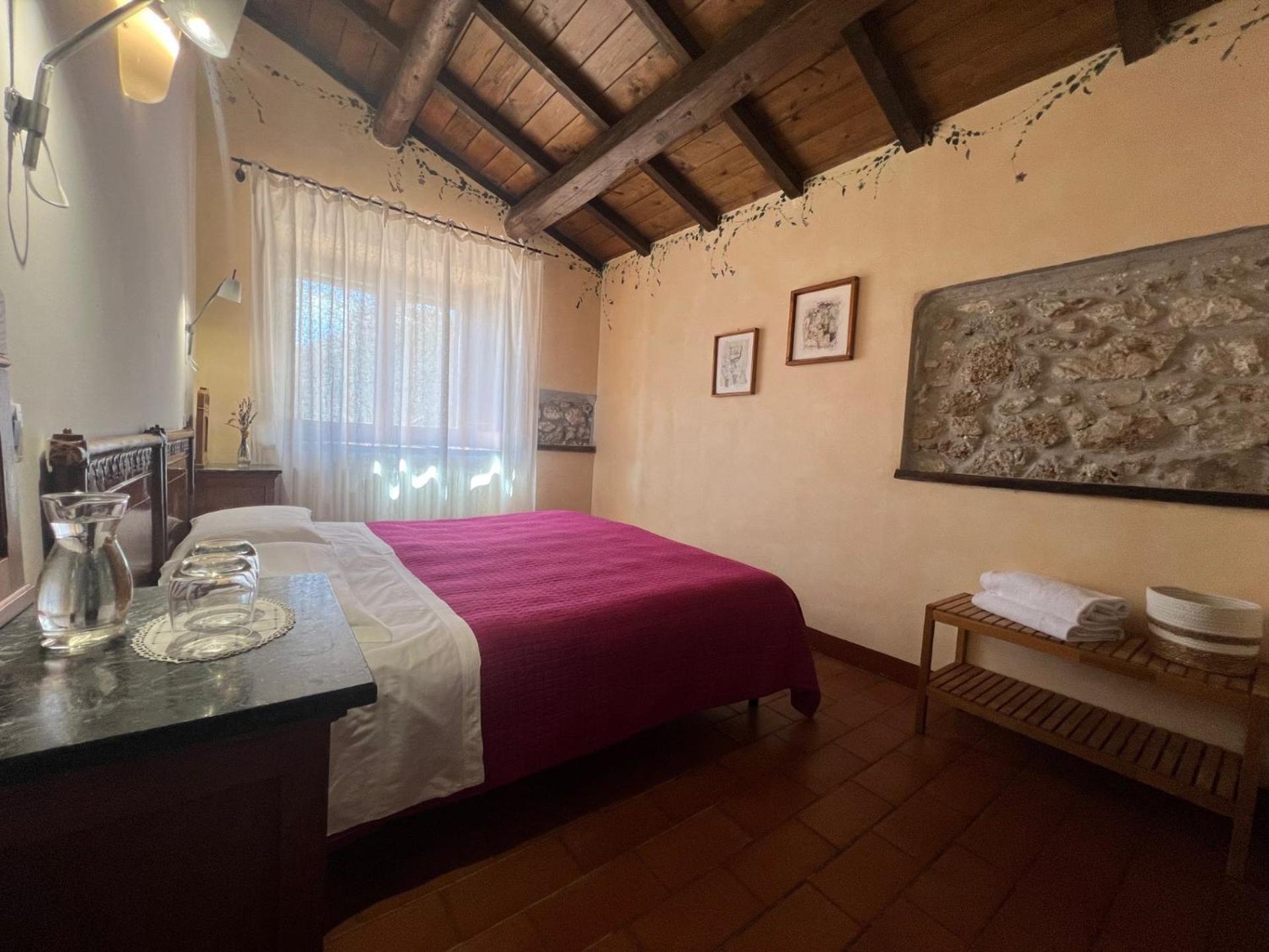 Locanda Sul Lago Santo Stefano Di Sessanio Buitenkant foto