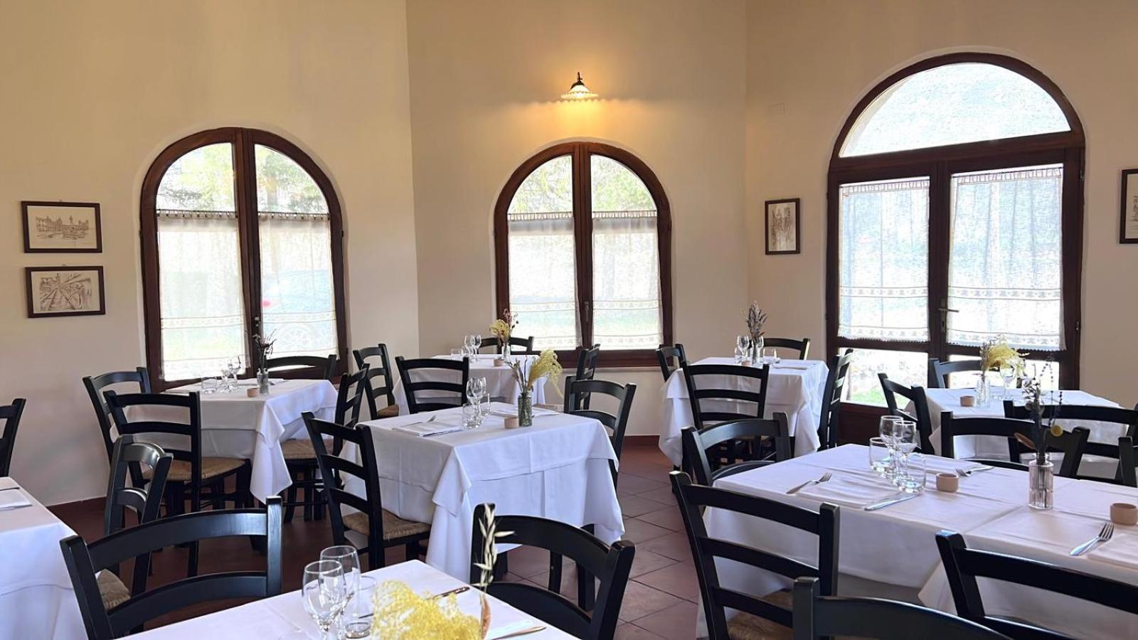 Locanda Sul Lago Santo Stefano Di Sessanio Buitenkant foto