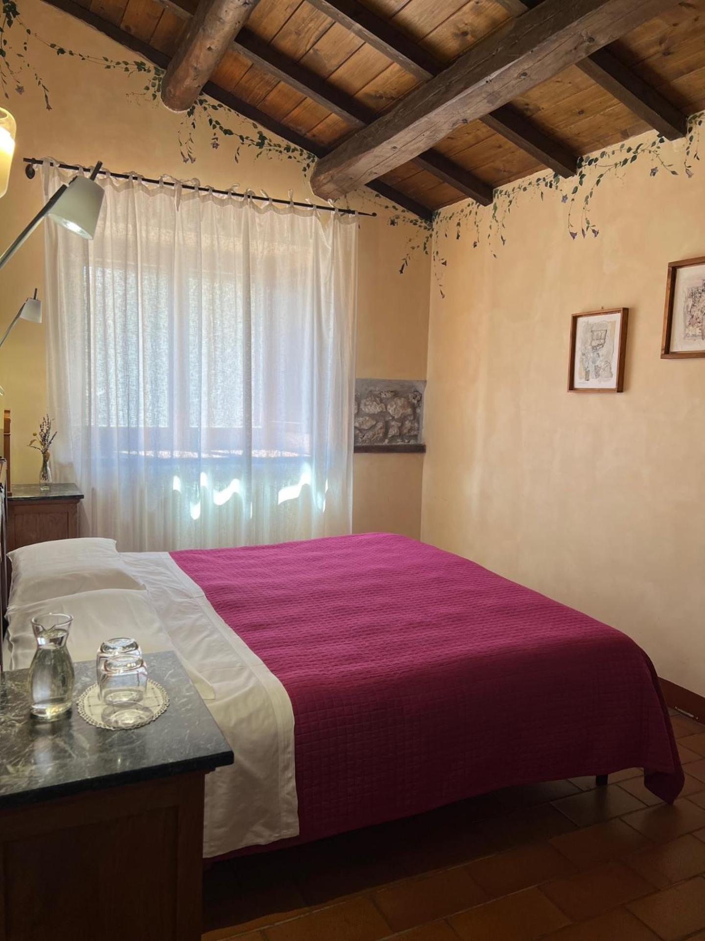 Locanda Sul Lago Santo Stefano Di Sessanio Buitenkant foto