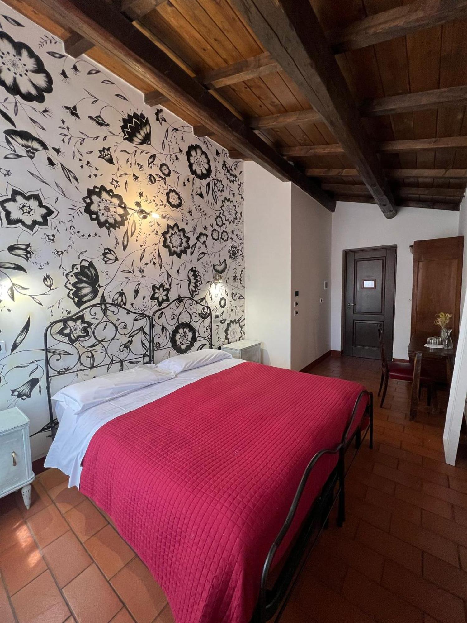 Locanda Sul Lago Santo Stefano Di Sessanio Buitenkant foto