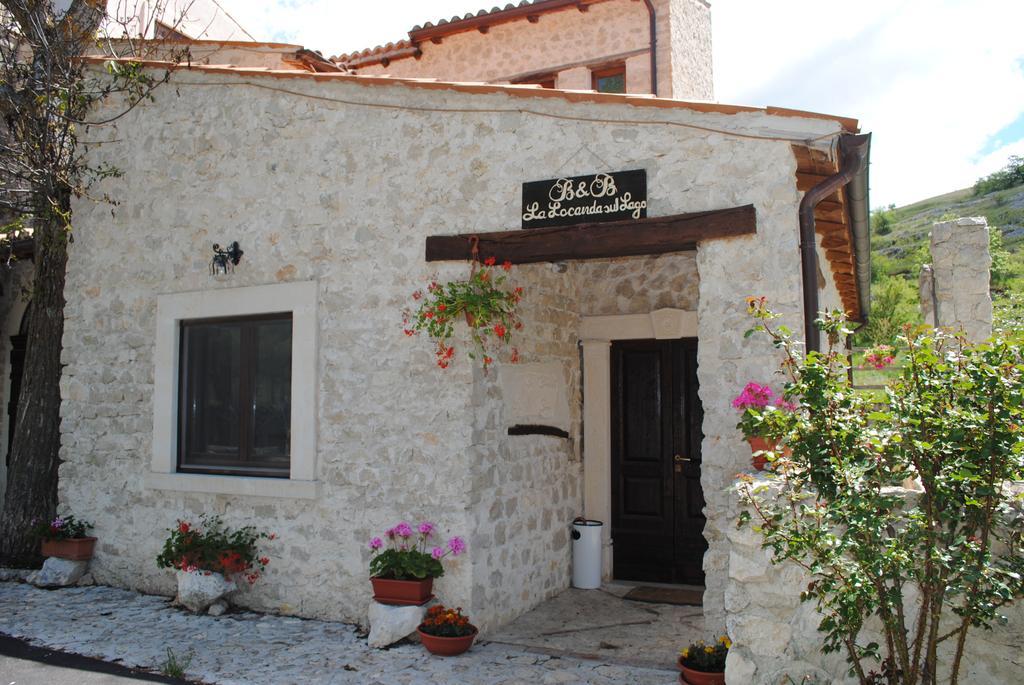Locanda Sul Lago Santo Stefano Di Sessanio Buitenkant foto