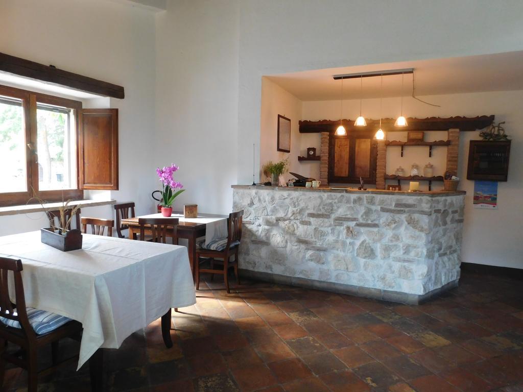 Locanda Sul Lago Santo Stefano Di Sessanio Buitenkant foto