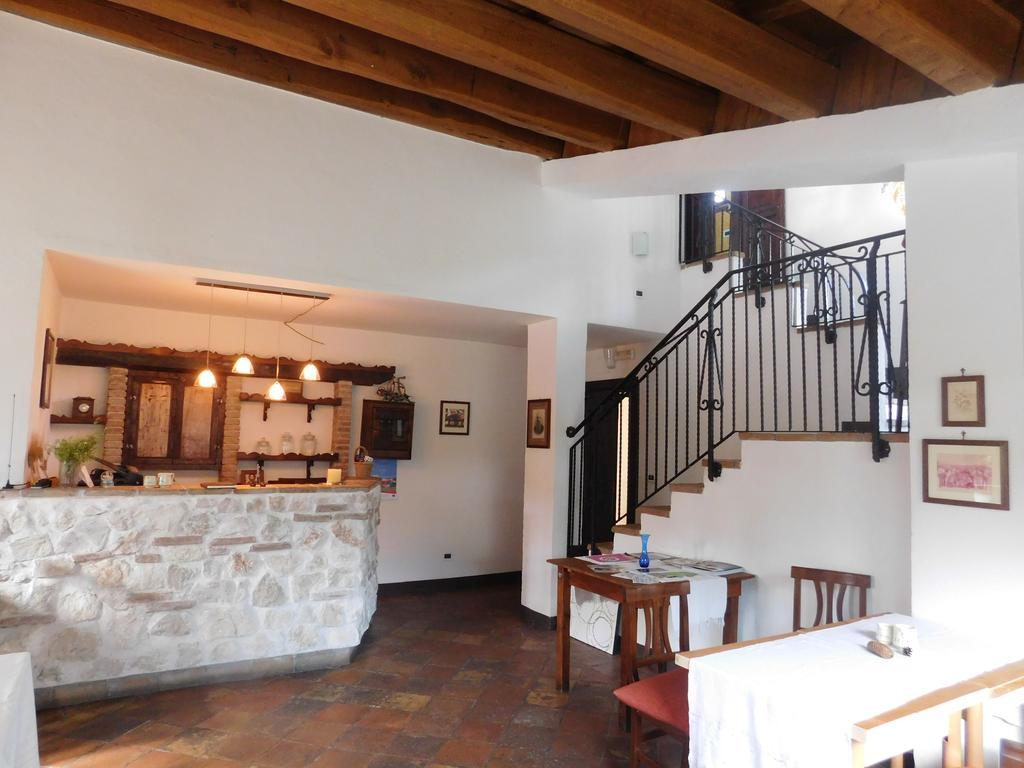Locanda Sul Lago Santo Stefano Di Sessanio Buitenkant foto